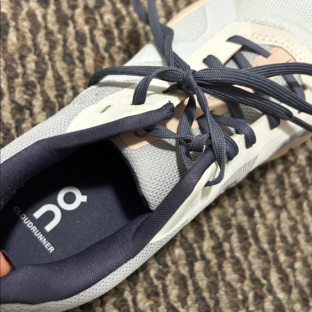 On Cloud Cloudrunner Sneakers. Beautiful Color - image 2